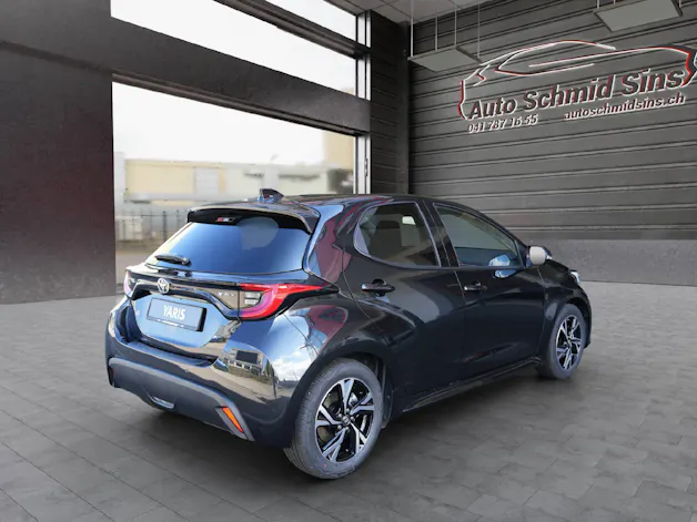 Toyota Yaris 1.5 VVT-i HSD Trend Plus