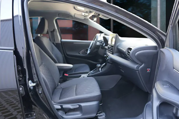 Toyota Yaris 1.5 VVT-i HSD Trend Plus