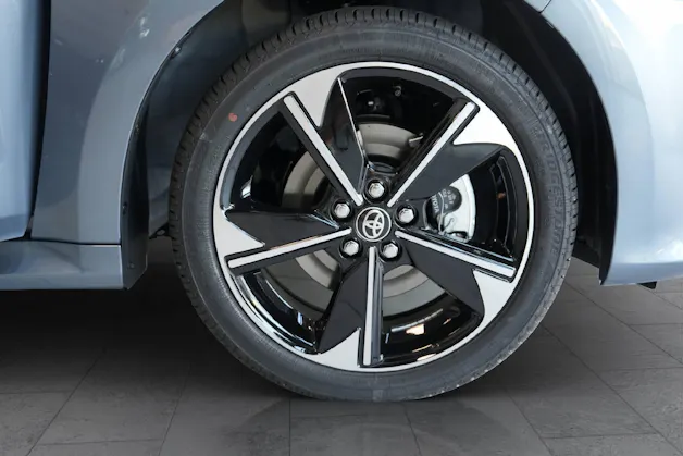 Toyota Yaris 1.5 VVT-i HSD Premium