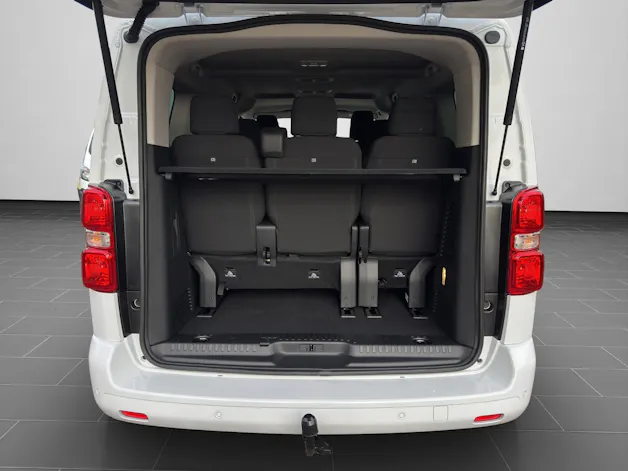 PEUGEOT Traveller Standard 2.2 BlueHDi 180 Family Edition S/S