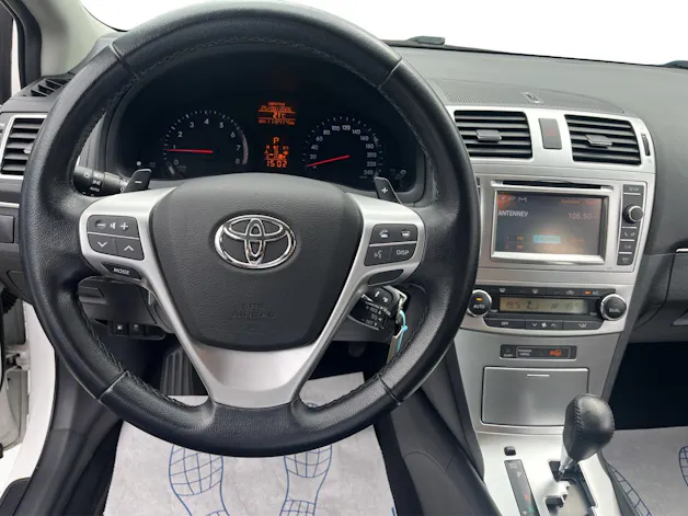 Toyota Avensis Wagon 2.0 VMa Luna MdS