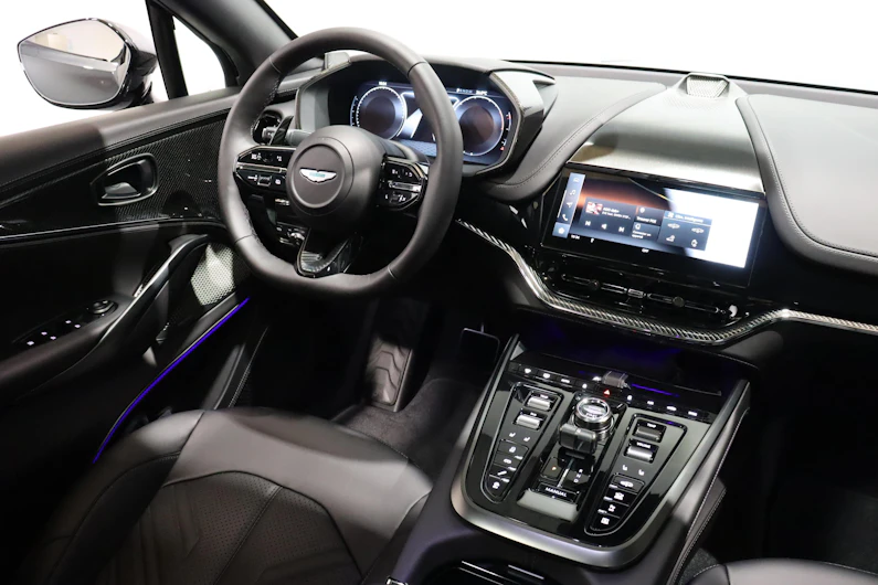 immagine del veicolo ASTON MARTIN DBX