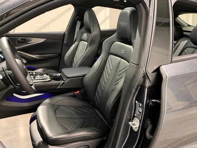 ASTON MARTIN DBX S 4.0 V8 Bi-Turbo