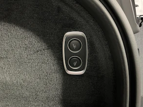 https://vehicle.imgix.net/4444949/625b099e-f41c-4c85-8b32-a45b71a540f4.jpg