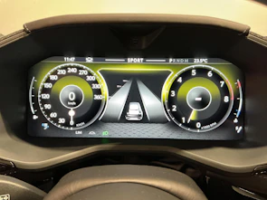 image du véhicule ASTON MARTIN DBX S 4.0 V8 Bi-Turbo