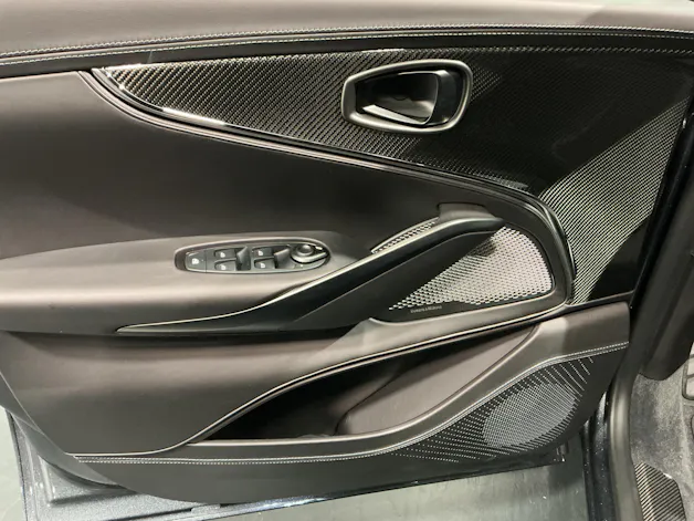 ASTON MARTIN DBX S 4.0 V8 Bi-Turbo