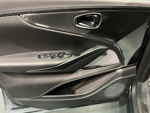 https://vehicle.imgix.net/4444949/856733ff-a9be-4e8b-8ff9-ee0ae52dab7a.jpg