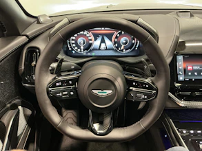 https://vehicle.imgix.net/4444949/a2f77b81-f154-4cdf-868a-29b7848d1f9c.jpg