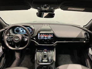 https://vehicle.imgix.net/4444949/e1d768ce-d152-4965-af7a-47ccf36c47a1.jpg