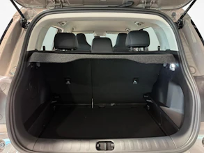 https://vehicle.imgix.net/4444956/7d7e8cbc-fa45-4bbd-859b-44df09ced5e2.jpg