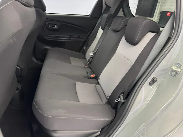 Toyota Yaris 1.5 VVT-i HSD Trend