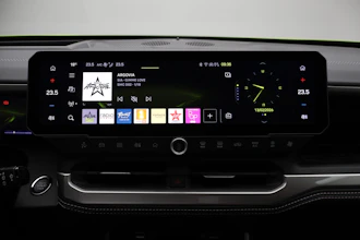 https://vehicle.imgix.net/4444986/37a4107a-c8a4-45db-be0f-5346dac741fe.JPG