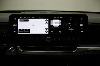 https://vehicle.imgix.net/4444986/ac1a2835-ecb9-4e7f-8937-5ce7d48c832d.JPG