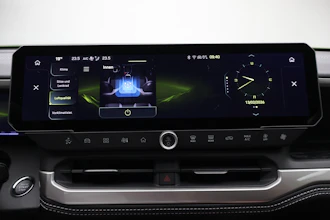 https://vehicle.imgix.net/4444986/d3e15962-c6fe-405d-8bb4-b3d61aa62a69.JPG