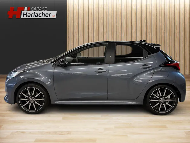Toyota Yaris 1.5 VVT-i HSD GR Sport