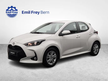 Fahrzeugbild TOYOTA Yaris 1.5 VVT-i HSD Comfort Fahrzeugbild TOYOTA Yaris 1.5 VVT-i HSD Comfort