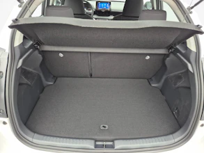 https://vehicle.imgix.net/4445039/c0893439-2440-49fe-9c35-aa3545a2226f.jpg