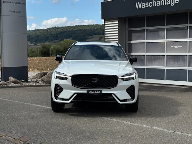 VOLVO XC60 2.0 B5 MH Black Edition AWD