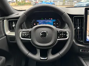VOLVO XC60 2.0 B5 MH Black Edition AWD