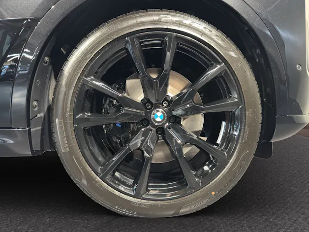 BMW X7 40i xDrive SAG