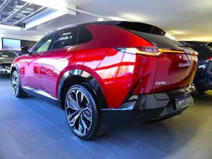 MAZDA CX-6e Takumi