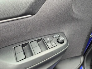 Fahrzeugbild TOYOTA Yaris 1.5 VVT-i HSD Comfort