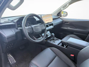 immagine del veicolo TOYOTA Hilux Double Cab.-Pick-up 2.8 D-4D MHEV 204 Invincible