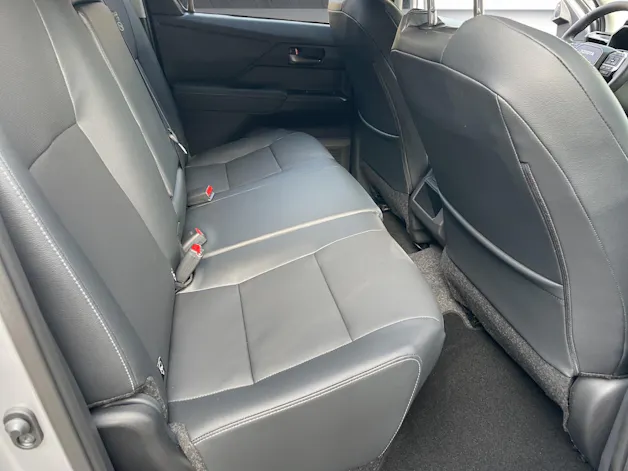 Toyota Hilux Double Cab.-Pick-up 2.8 D-4D MHEV 204 Invincible