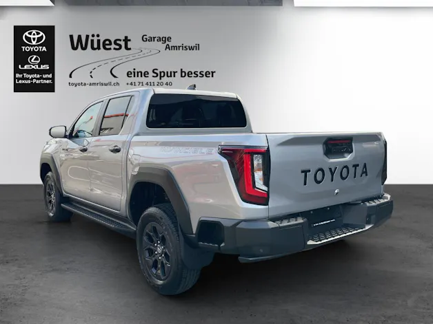 Toyota Hilux Double Cab.-Pick-up 2.8 D-4D MHEV 204 Invincible