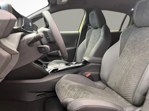 Fahrzeugbild PEUGEOT 208 e-GT