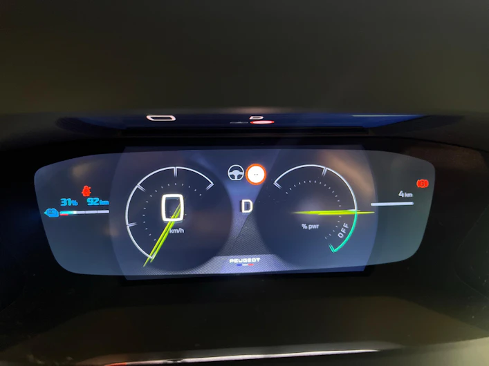 Fahrzeugbild PEUGEOT 208
