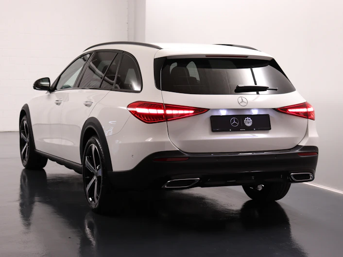 image du véhicule MERCEDES-BENZ C 200