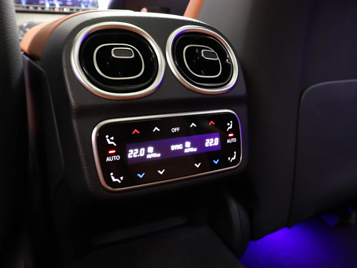 image du véhicule MERCEDES-BENZ C 200