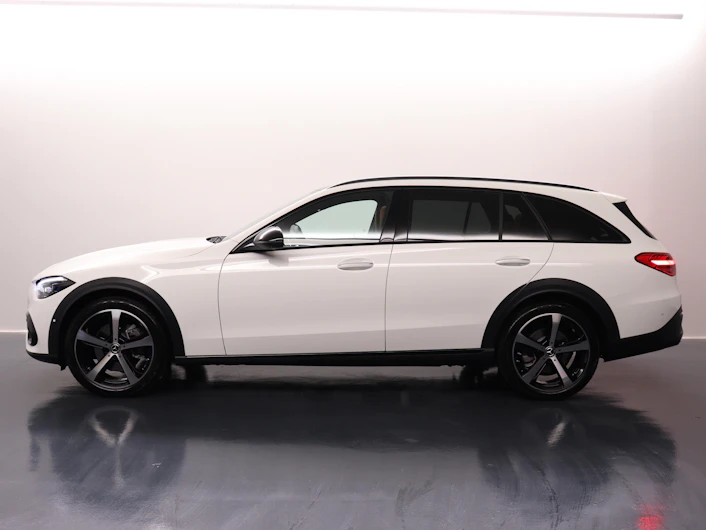 image du véhicule MERCEDES-BENZ C 200