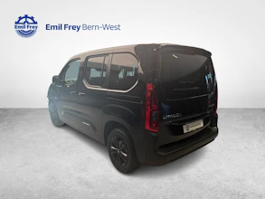 https://vehicle.imgix.net/4445159/8014f8e3-583a-458b-93f3-6e359f5959bb.jpg