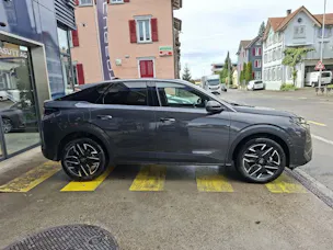 PEUGEOT 3008 1.2 Hybrid Allure