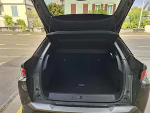 PEUGEOT 3008 1.2 Hybrid Allure