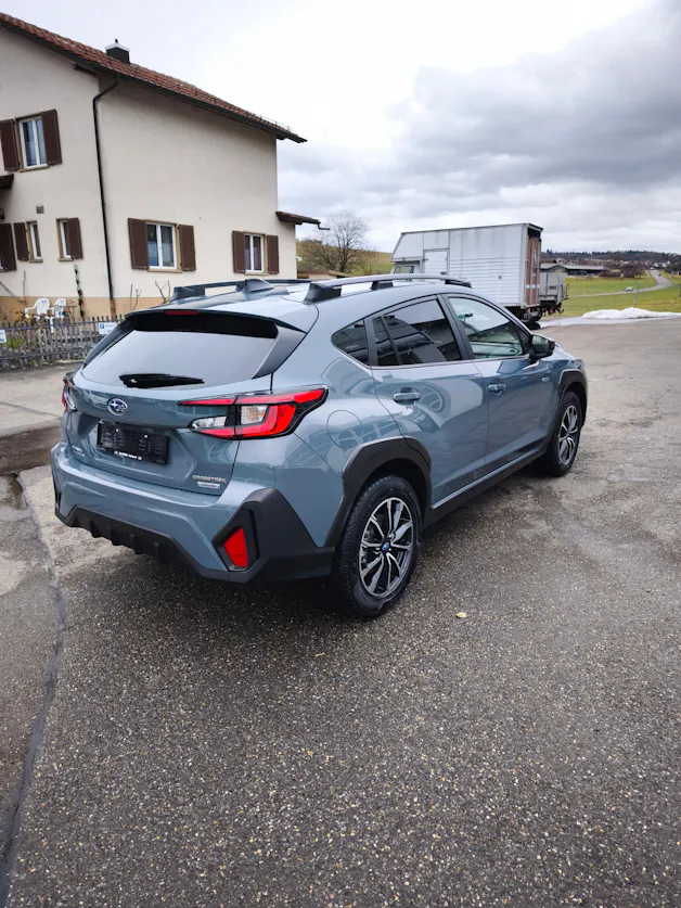 Subaru Crosstrek 2.0i e-Boxer Swiss Plus