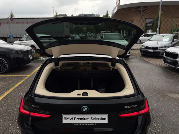 BMW 320e xDrive Touring