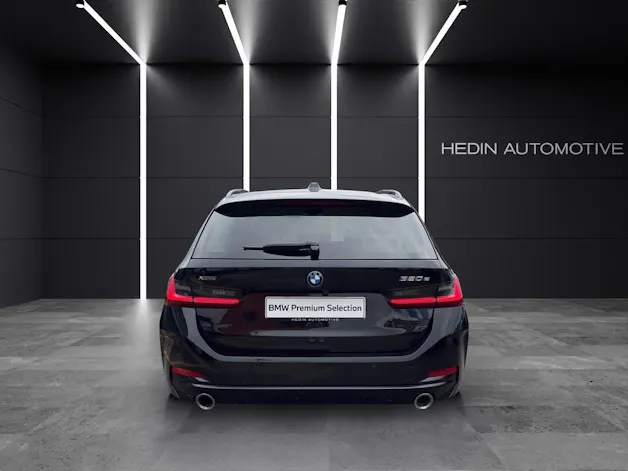 BMW 320e xDrive Touring