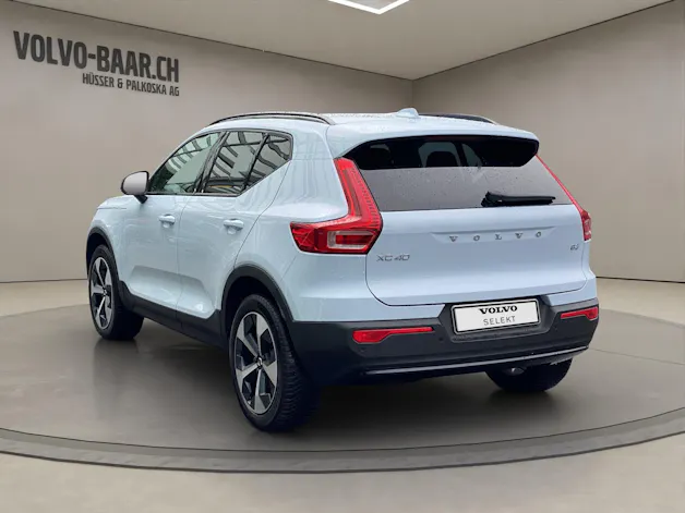 VOLVO XC40 2.0 B3 MH Plus Dark