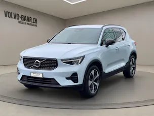 VOLVO XC40 2.0 B3 MH Plus Dark