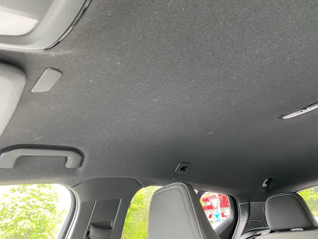 VOLVO XC40 2.0 B3 MH Plus Dark