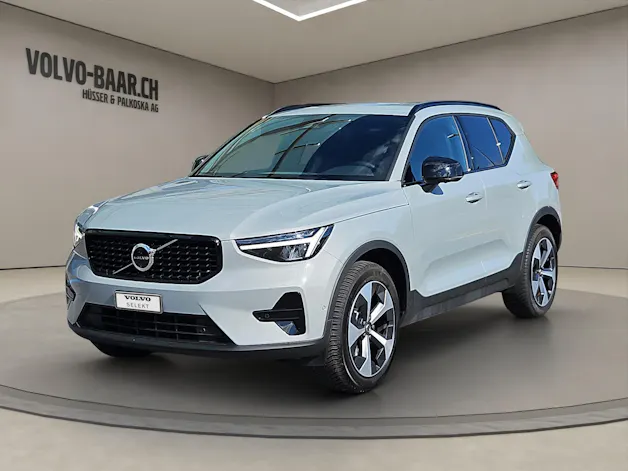 VOLVO XC40 2.0 B3 MH Plus Dark