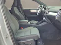 VOLVO XC40 2.0 B3 MH Plus Dark