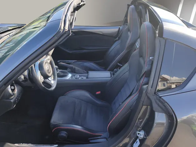 MAZDA MX-5 RF 2.0 Launch Edition