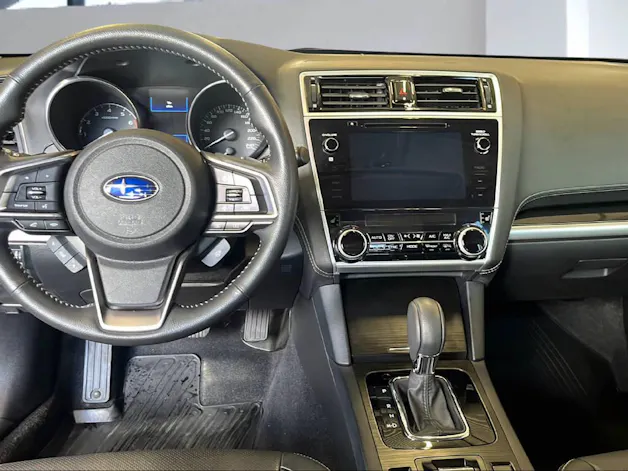 Subaru Outback 2.5i Luxury