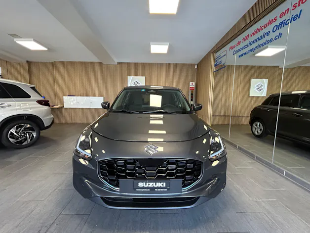 Suzuki Swift 1.2 Sakura Hybrid