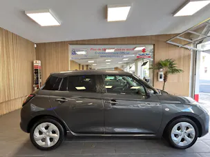 Suzuki Swift 1.2 Sakura Hybrid