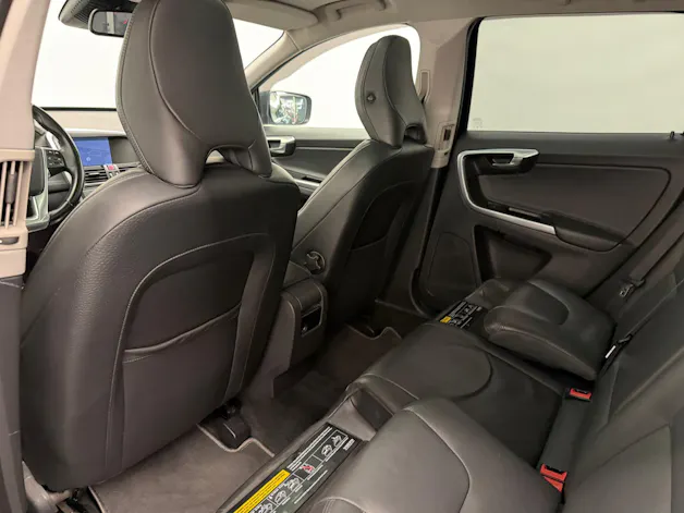VOLVO XC60 2.4 D5 Summum AWD
